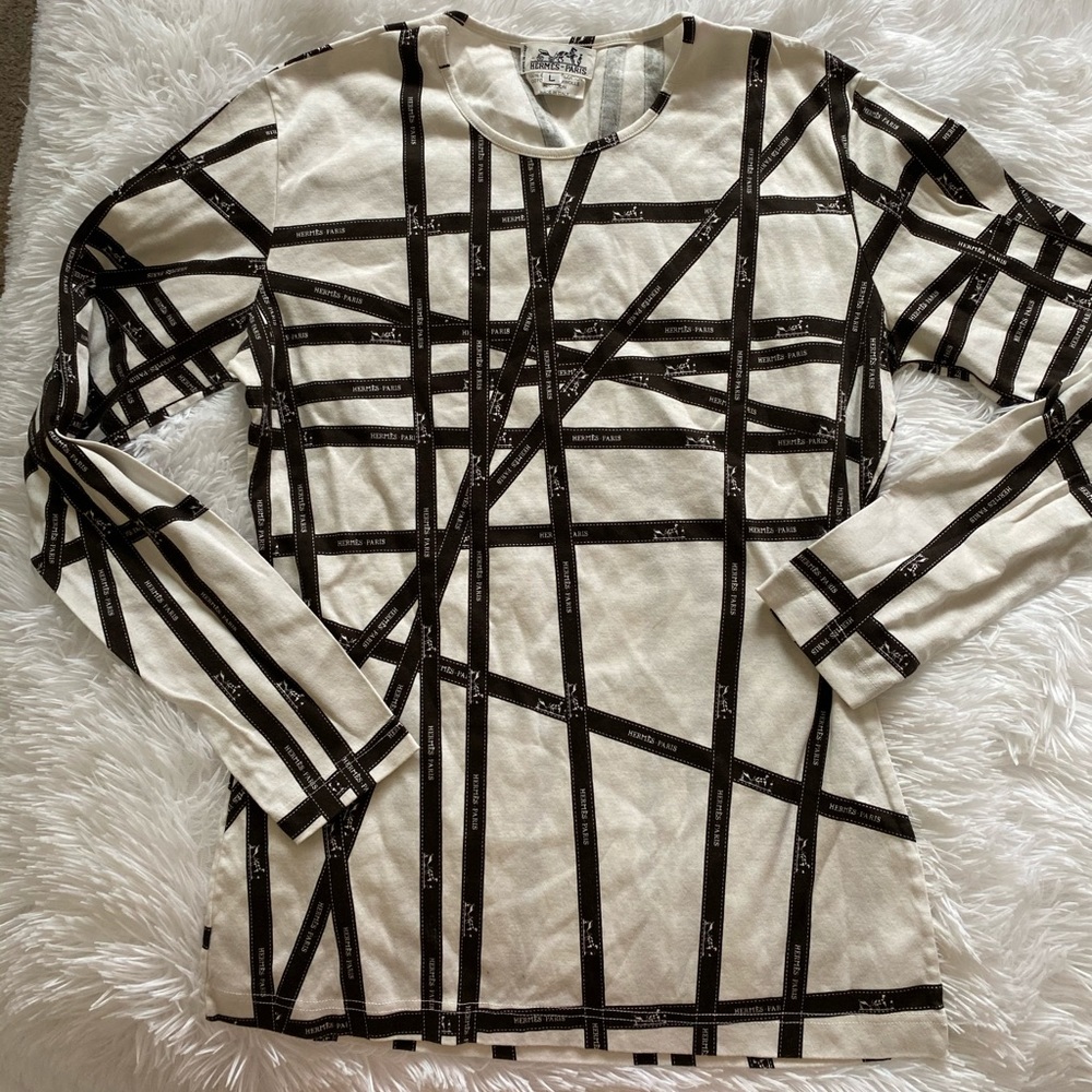 Beautiful HERMÈS top